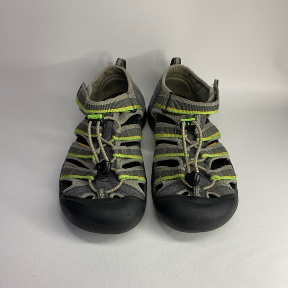 KEEN Newport H2 Waterproof Hiking Sandal Men’s Size US 5 Green,Black Grey - Picture 2 of 9
